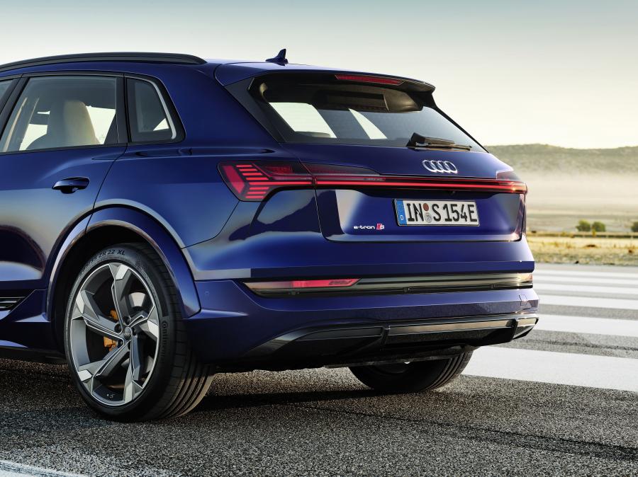 Детали экстерьера Audi e-tron S 2020 года  (WW) (фото 45 из 62)